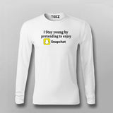 I Stay Young By Pretending To Enjoy Snapchat Funny T-shirt For Men