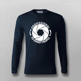 Professional To Shoot People – Candid Men’s T-Shirt