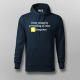 I Stay Young By Pretending To Enjoy Snapchat Funny T-shirt For Men