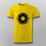Professional To Shoot People – Candid Men’s T-Shirt