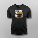 TRUST ME I AM A SURGEON I KNOW MY BLADE V-neck T-shirt For Men Online India